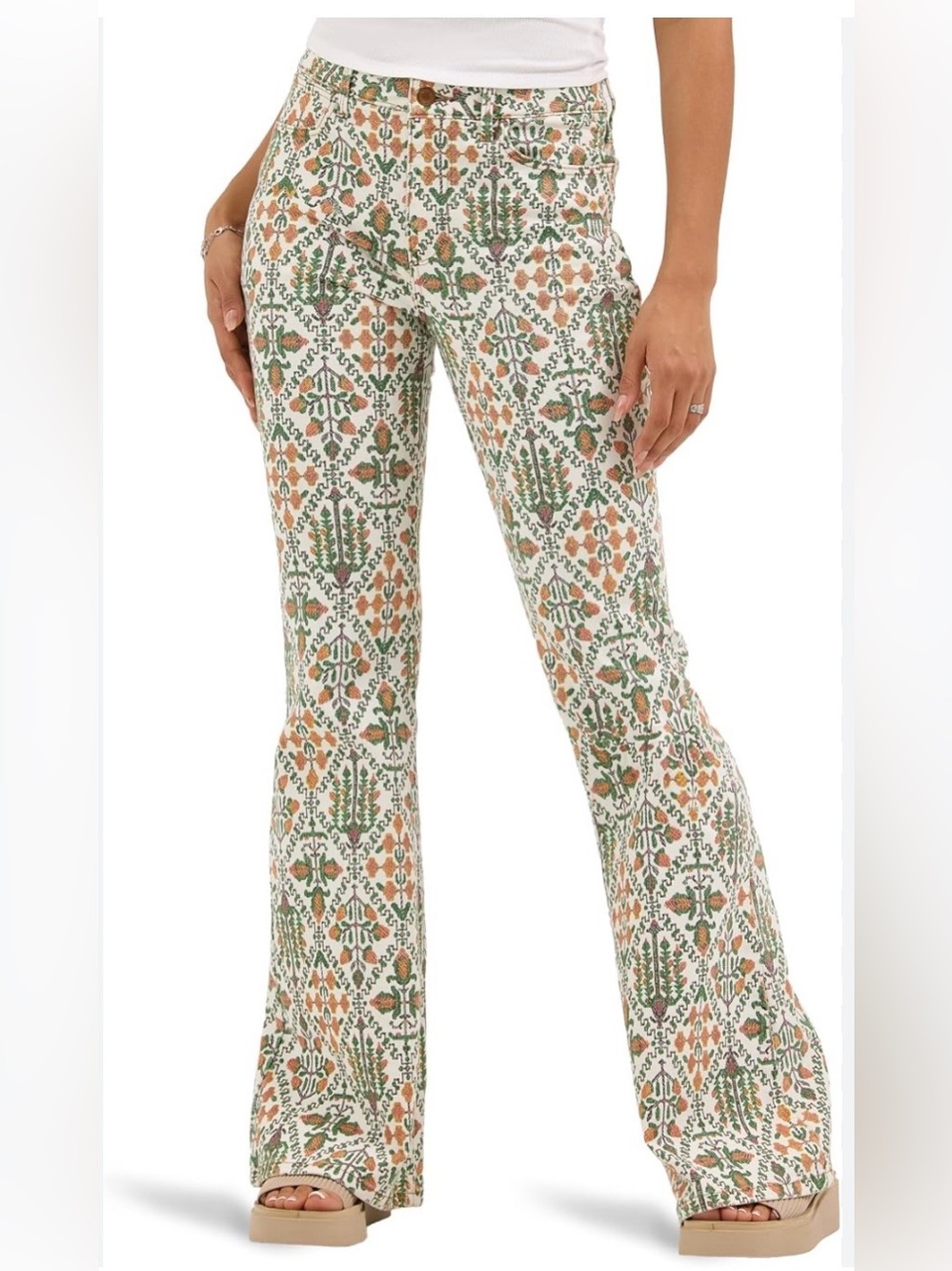 Wrangler high rise fierce flare bohemian vintage tapestry inspired print jeans - Picture 3 of 9